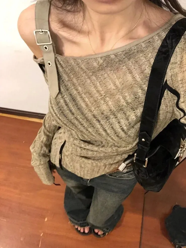 Aiertu 2024 Spring Autumn Grunge Fashion Off Shoulder T-shirts Streetwear Slim Hollow Out Knitted Top Women Patchwork 2k Aesthetic Tees