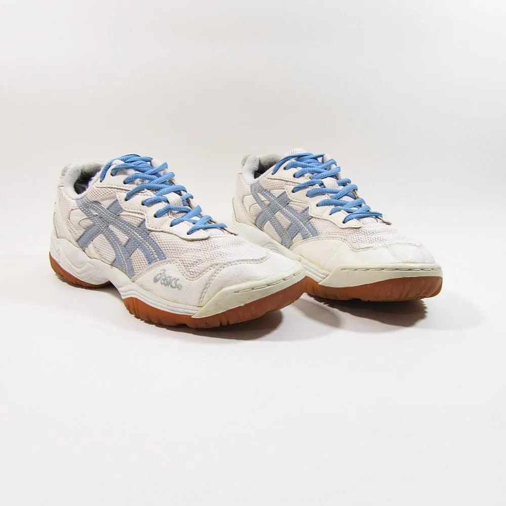ASICS .
