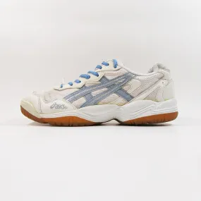 ASICS .