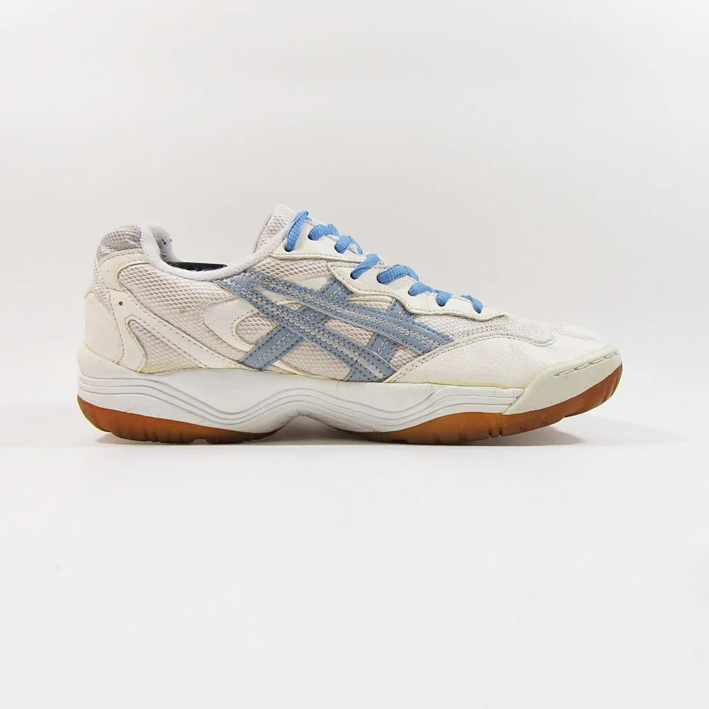 ASICS .