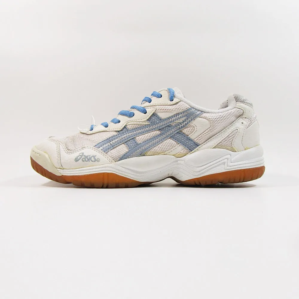ASICS .