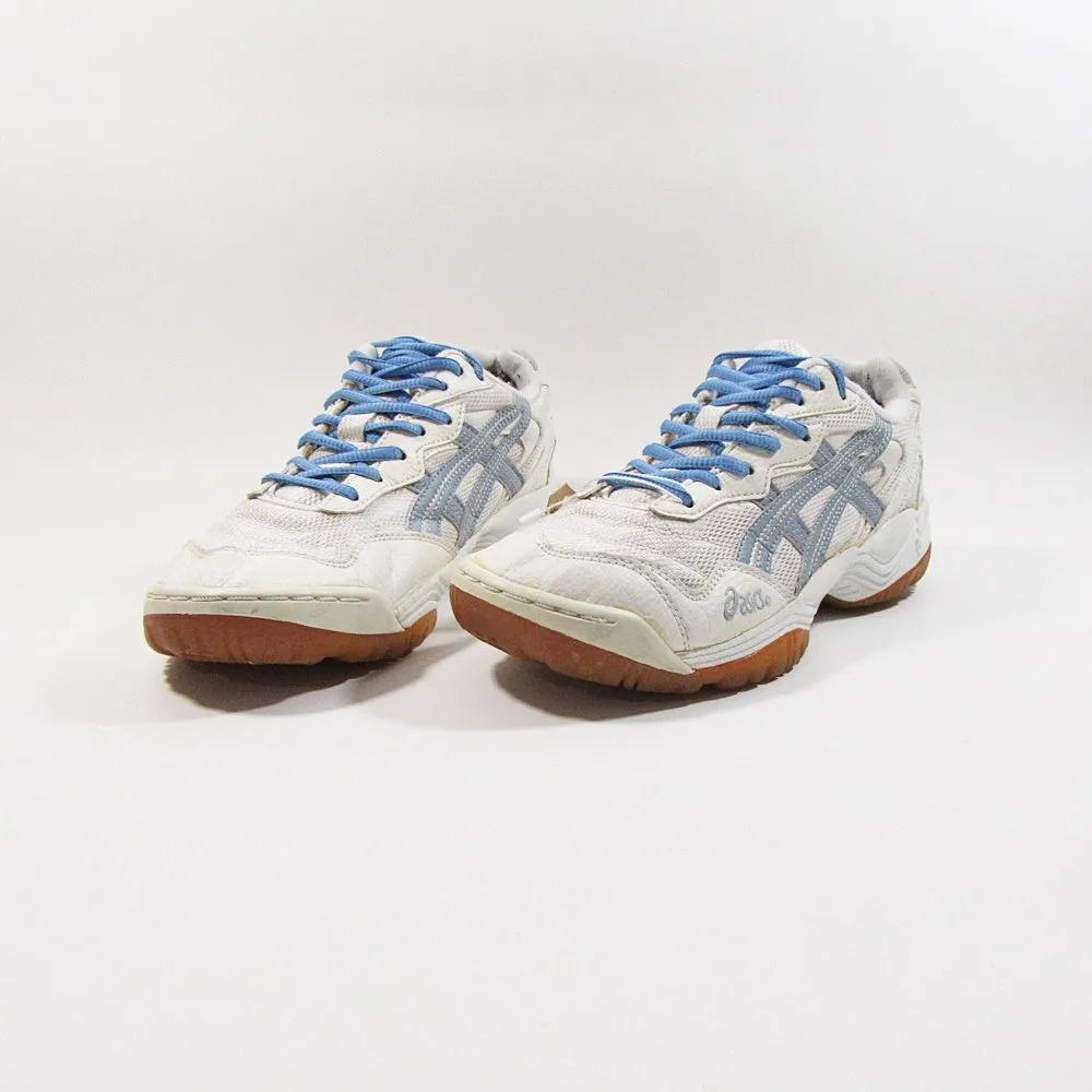 ASICS .