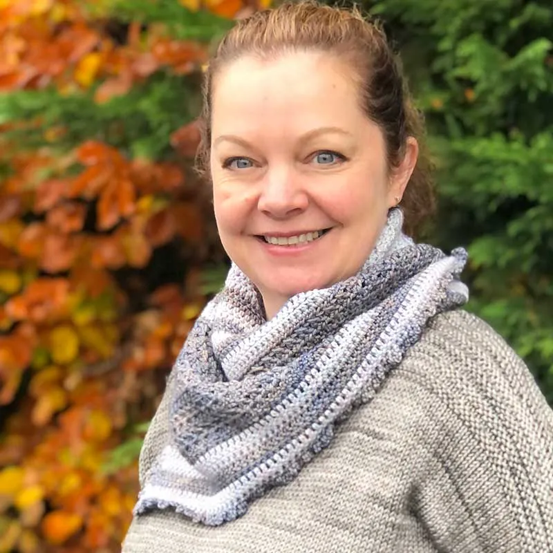 Betwixtmas Crocheted Shawl 2021 - Heavenly in Fyberspates DK - by Lynne Rowe