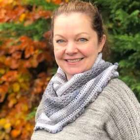 Betwixtmas Crocheted Shawl 2021 - Heavenly in Fyberspates DK - by Lynne Rowe
