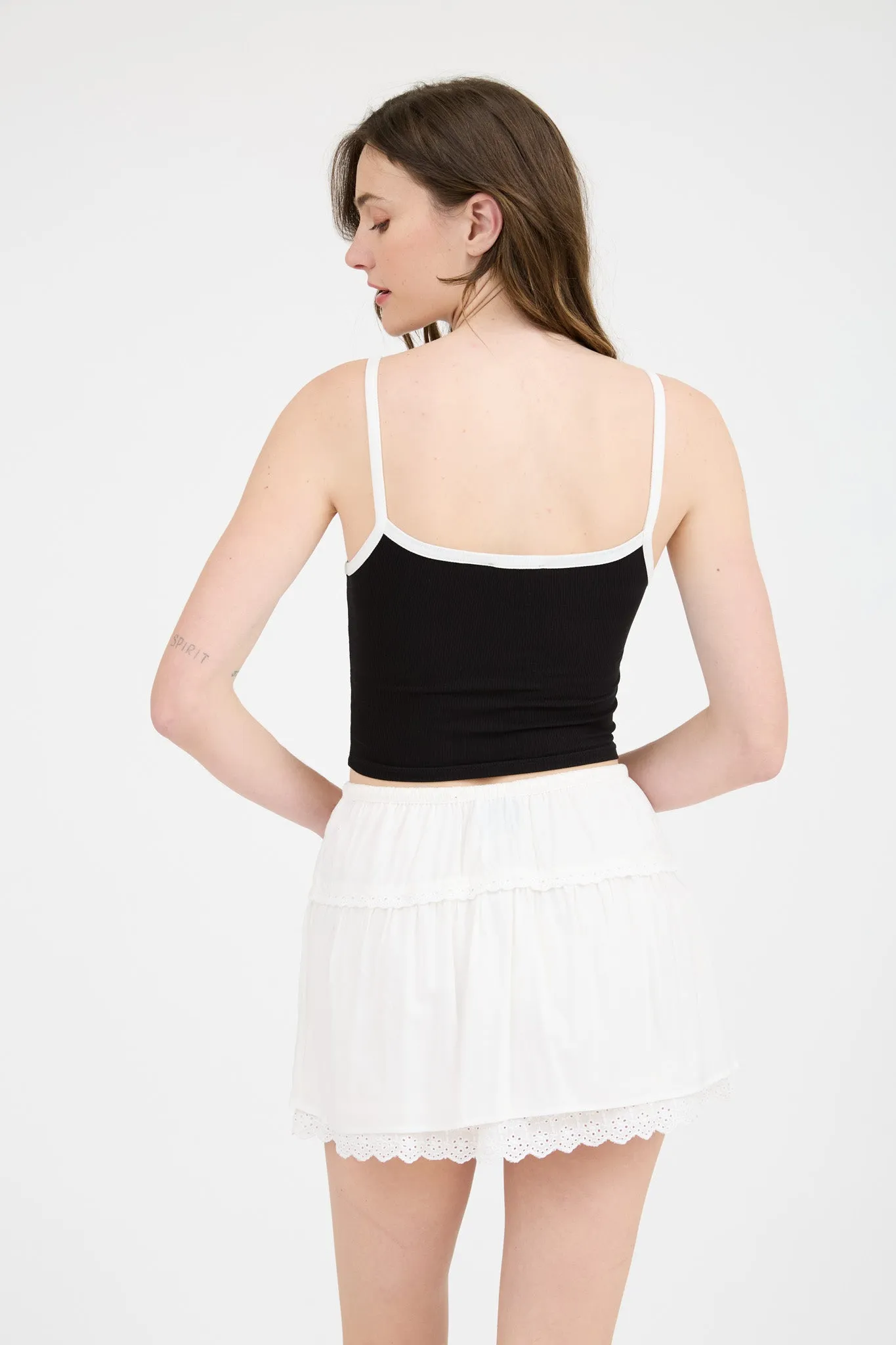 CONTRAST TRIM RIBBON DETAIL KNIT CAMI CROP TOP
