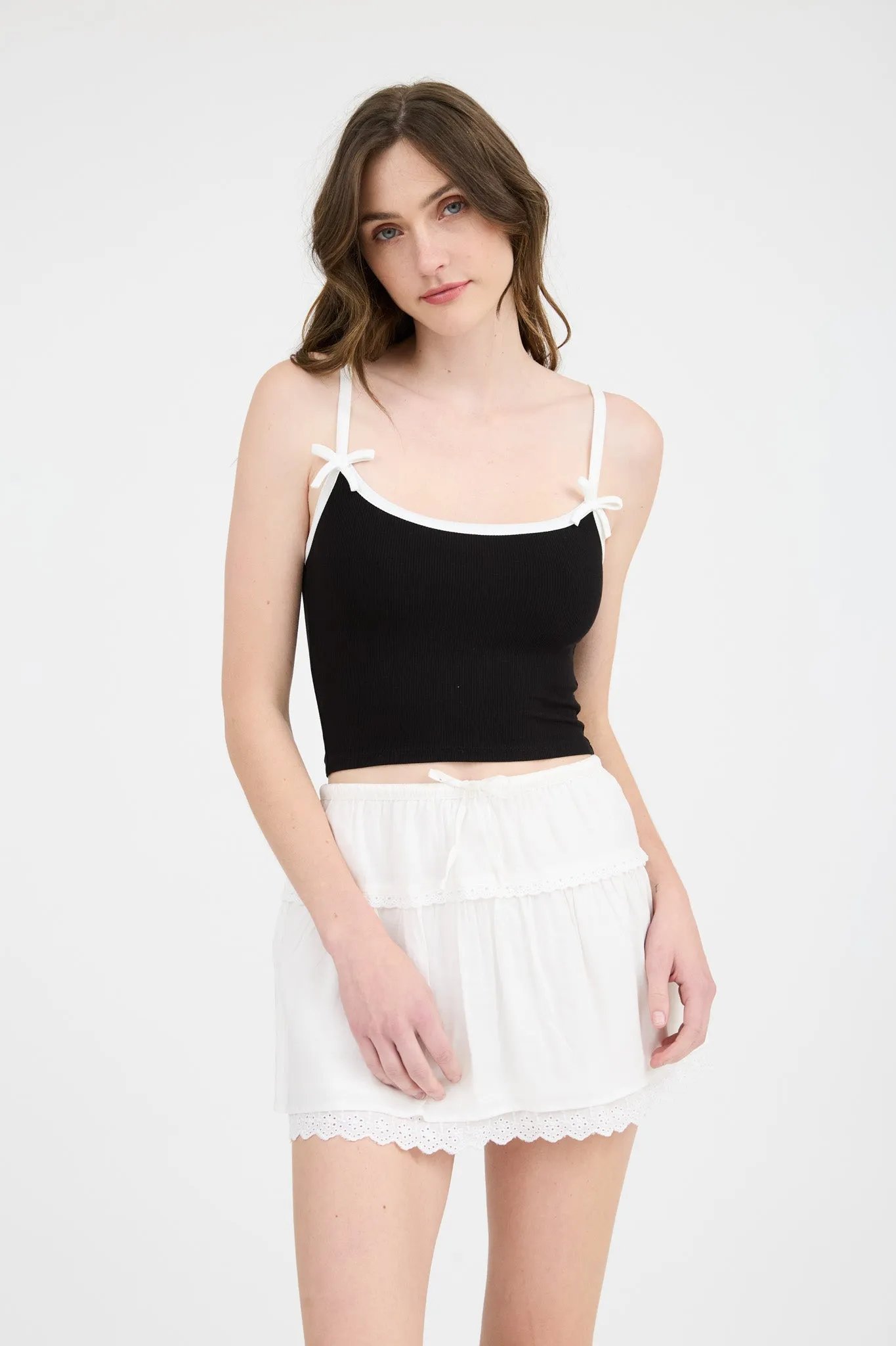CONTRAST TRIM RIBBON DETAIL KNIT CAMI CROP TOP