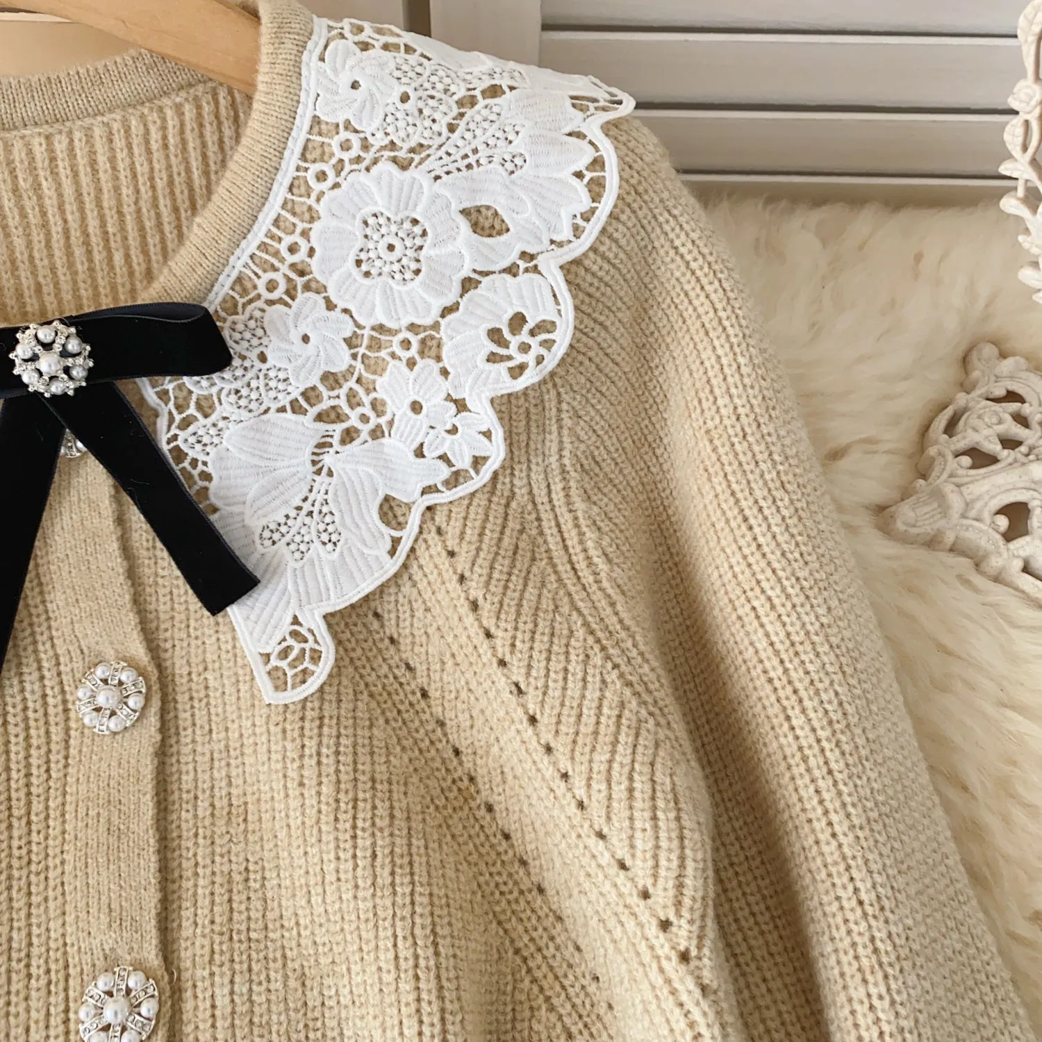 Doll Lace Collar Single-breasted Cardigan