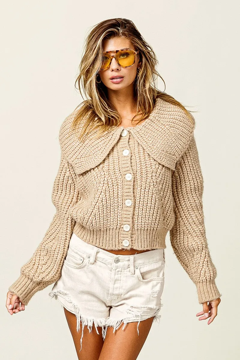 IP8006-01 | WIDE COLLARED SWEATER CROP CARDIGAN