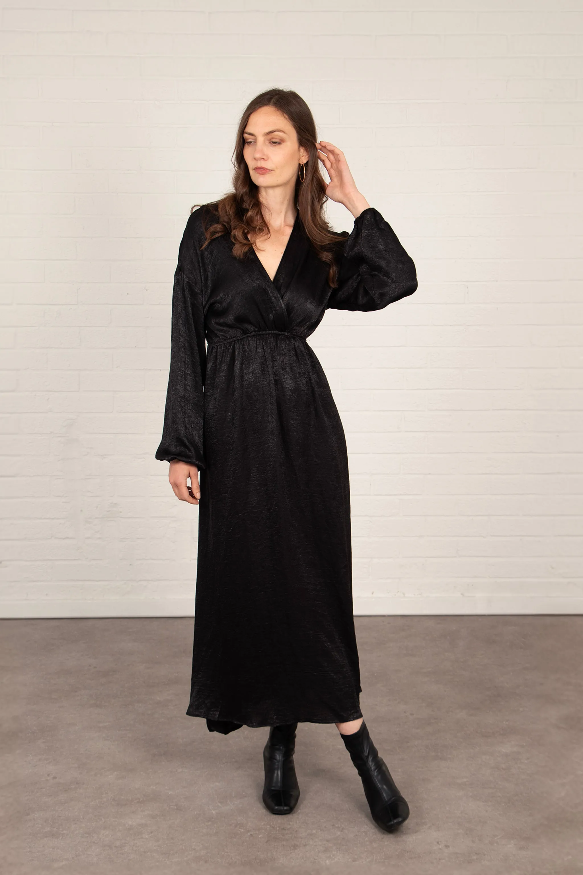 Ruby Wrap Top Maxi Dress - Black, Metallic