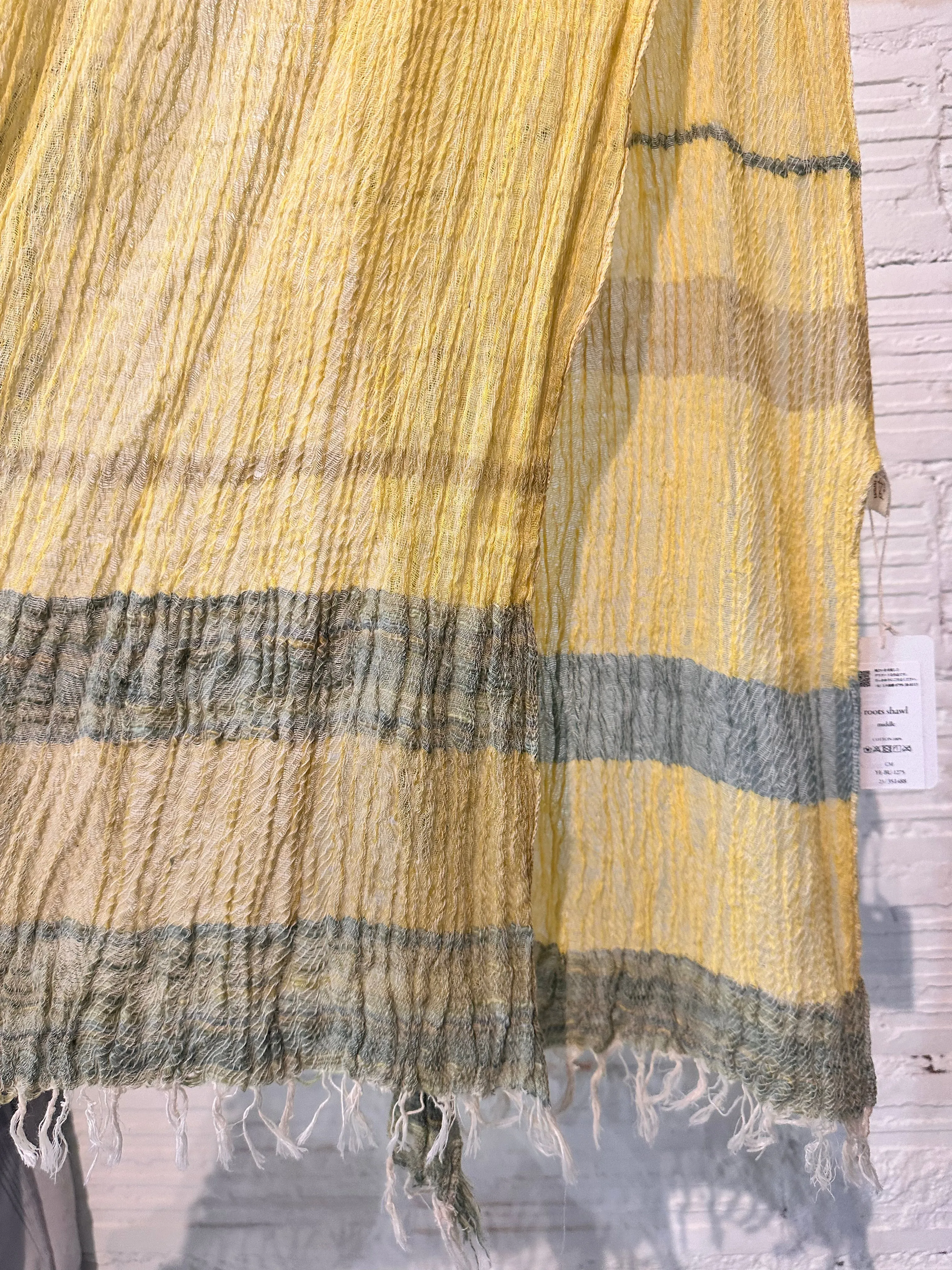 Tamaki-Niime 90'' x 66'' big gauze roots scarf by tamaki