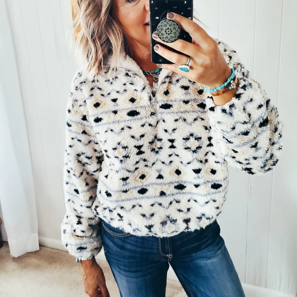 The Taos Sherpa Pullover