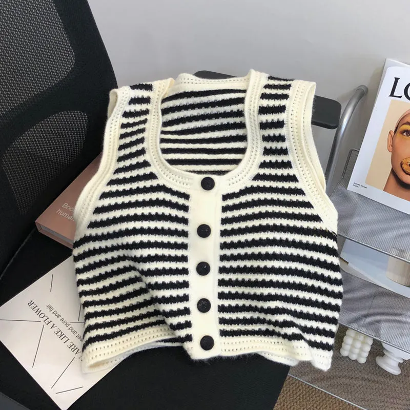 U-Neck Striped Knitted Vest