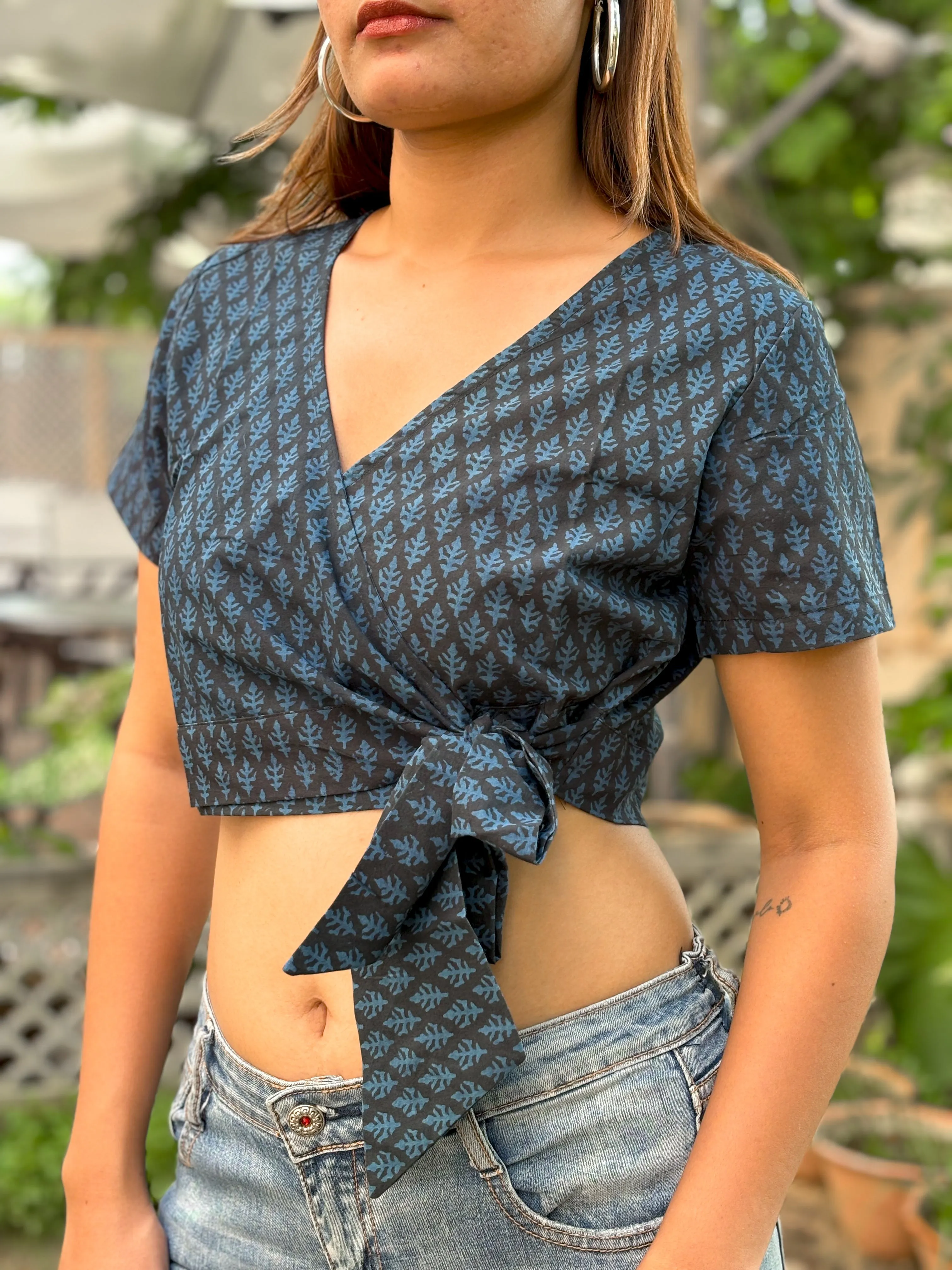 V-Neck Wrap Crop Top Black